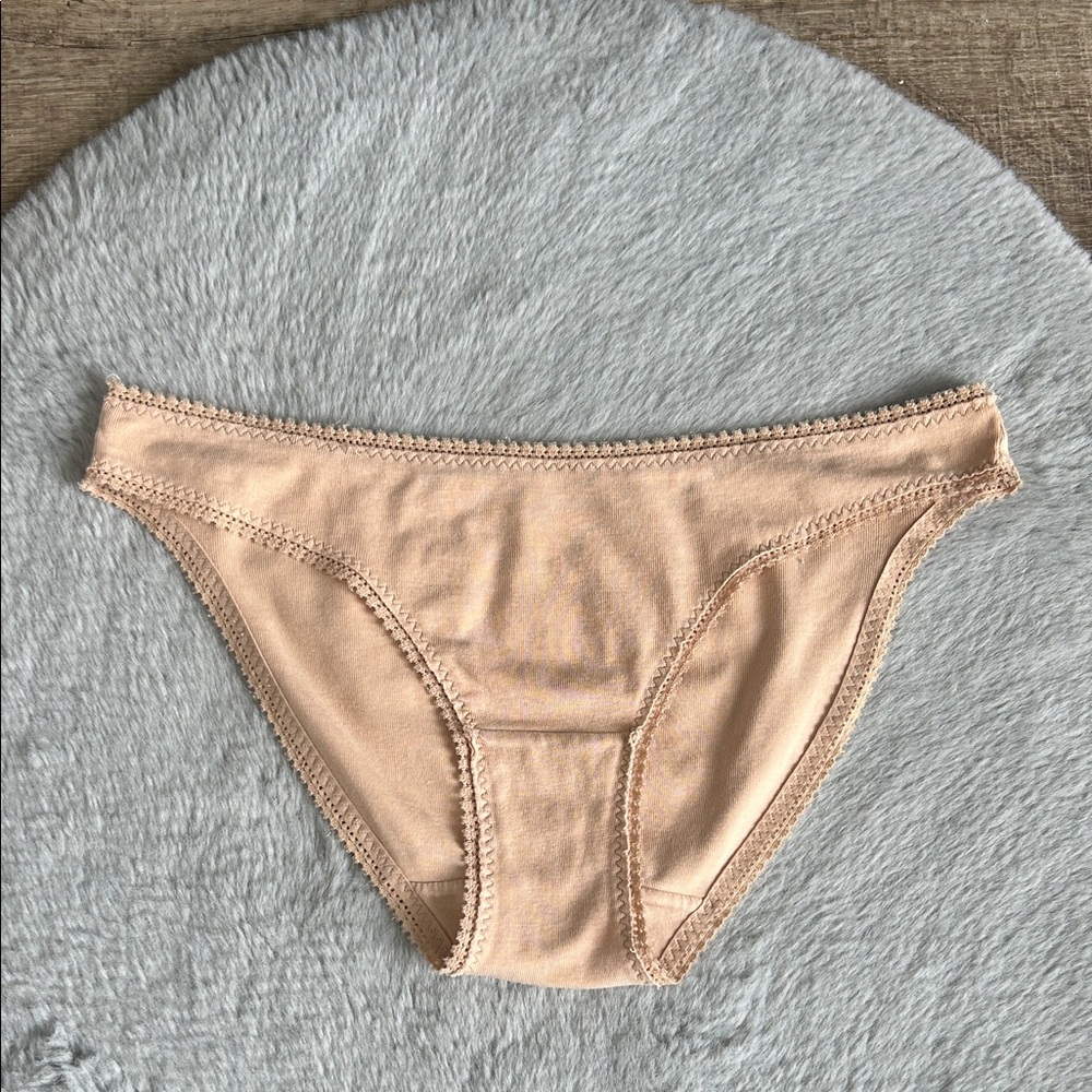 On Gossamer Panty S